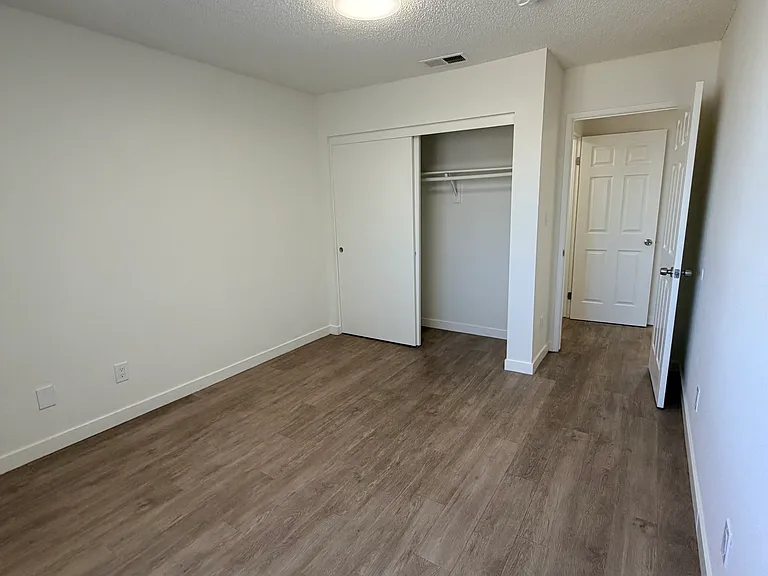 7126 Somerset Blvd #117 & 119 — Photo 9