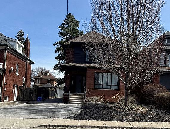 2nd image of 161 Rothsay Ave #2