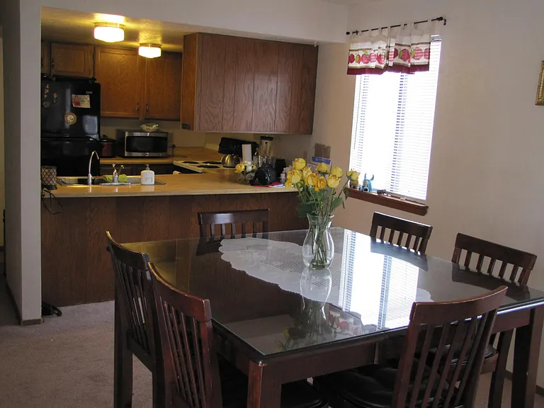 8904 Everett St — Photo 11