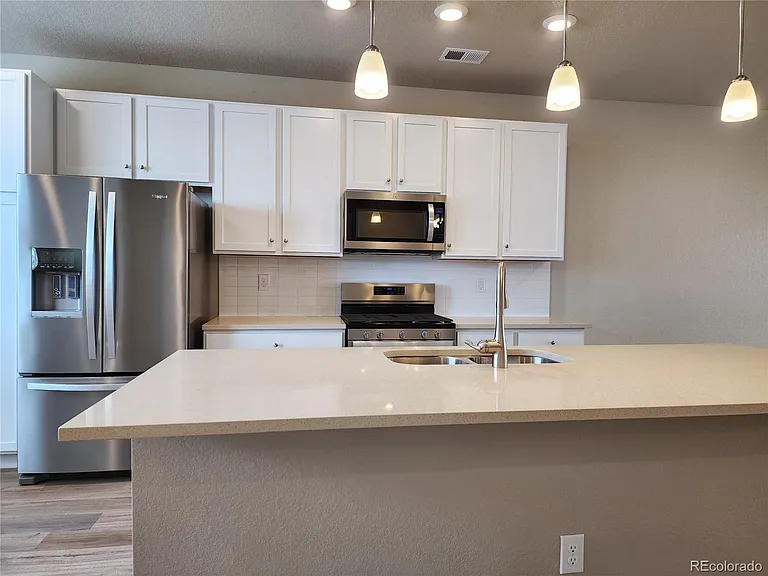 7035 Cumbria Ct — Photo 10