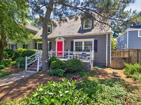 216 55th St, Virginia Beach, VA 23451