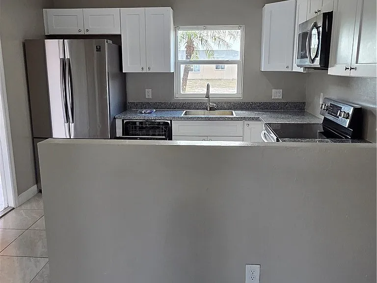 1117 Gordon Ave S — Photo 4