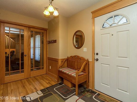 2nd image of 6805 Jules Verne Ct