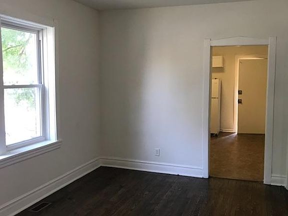 3rd image of 1657 N Mason Ave #1