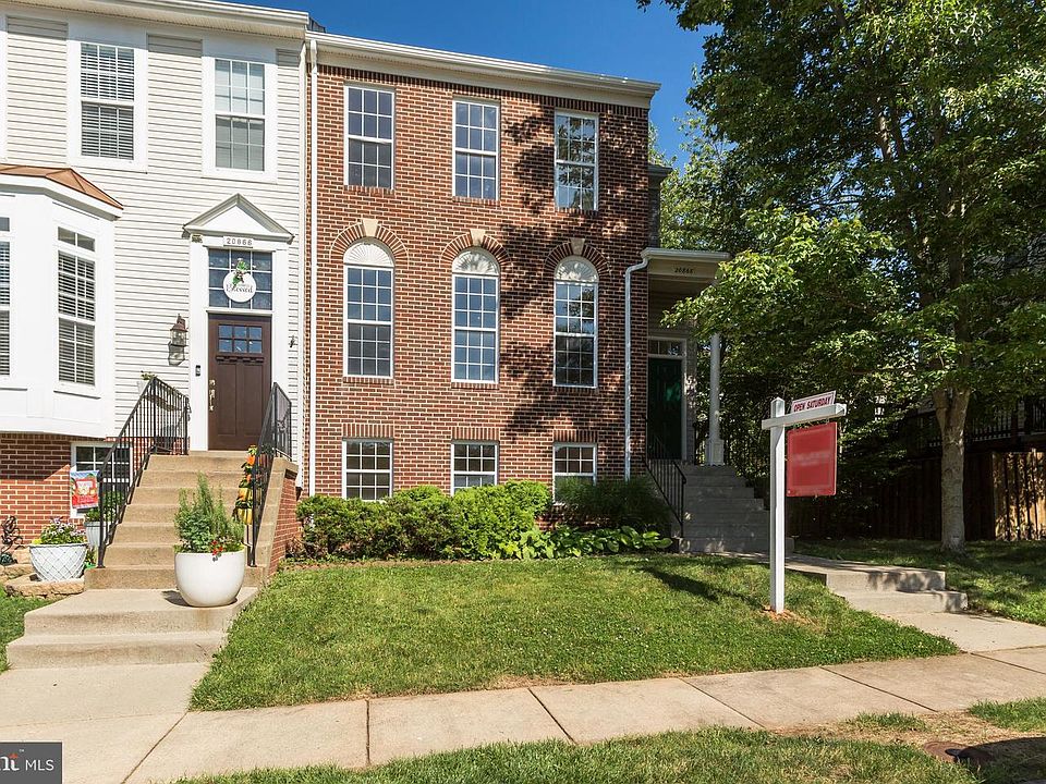 1st image of 20868 Derrydale Sq
