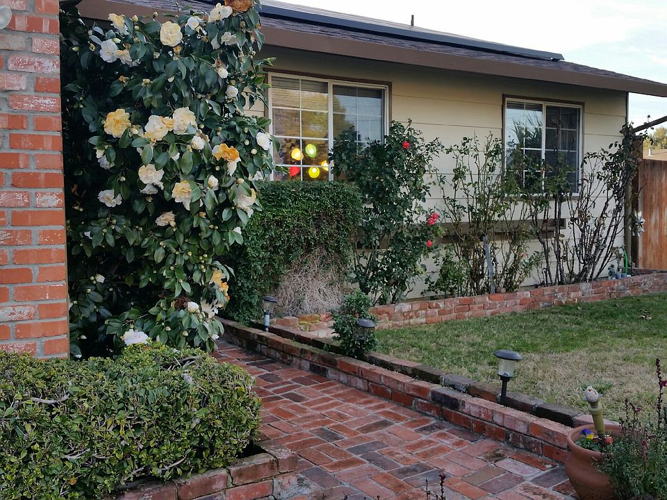 1st image of 1957 Redwood Dr