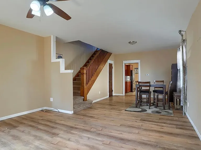 106 Shell St — Photo 1
