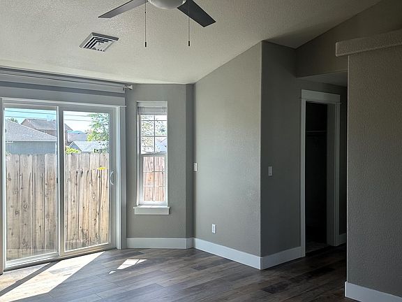 5th image of 147 Summerwood Ct