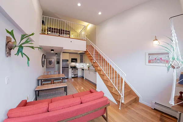 Sold by Real Direct | media 10