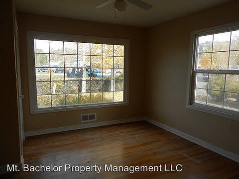2nd image of 2214 NE 3rd St