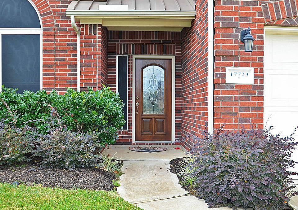Beautiful Main Entrance