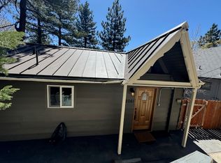 32061 Pine Cone Dr, Running Springs, CA 92382