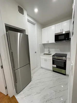 Rented by REAL New York | media 6