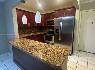 1275 W 35th St APT 60B, Hialeah, FL 33012