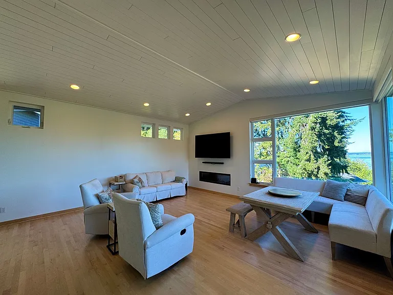 10555 NE Morning Ln — Photo 14