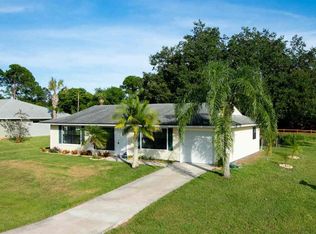 734 Bayharbor Ter, Sebastian, FL 32958