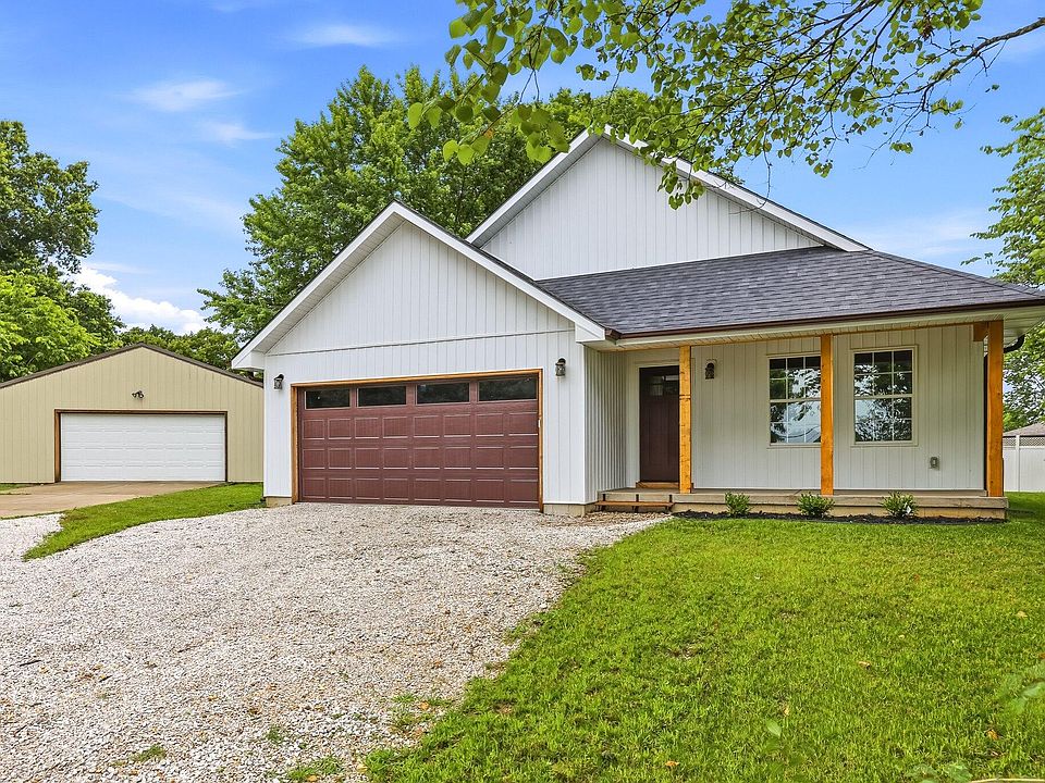 1st image of 261 Renee Avenue