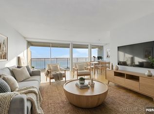 3 Horizon Rd APT 1002, Fort Lee, NJ 07024