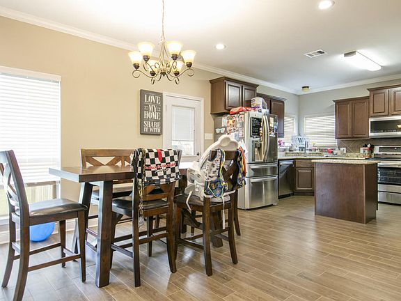 5th image of 104 Cezanne Dr