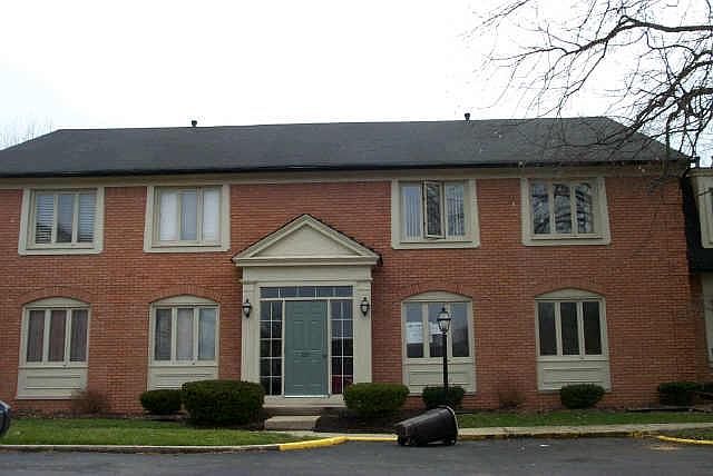1st image of 1107 Canterbury Ct