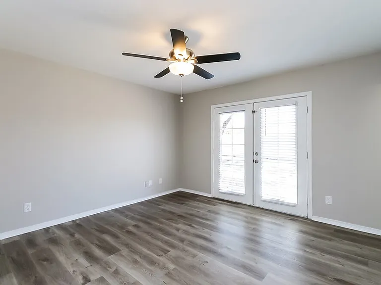 5419 E Delta Ave — Photo 13