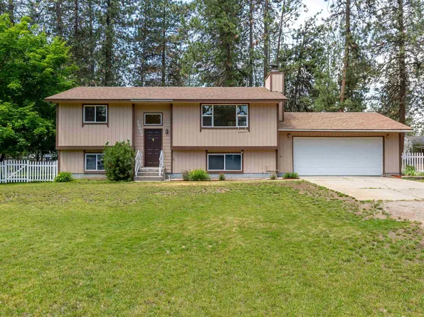 16417 N Tamarac Ln, Nine Mile Falls, WA 99026