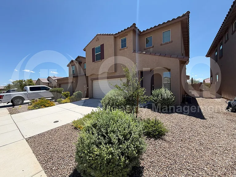 947 S Paseo — Photo 2