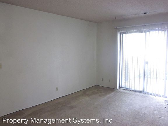 3rd image of 1042 E Quail Vista Ct APT H