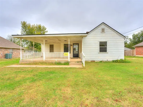 712 N Pine St, Midwest City, OK 73130