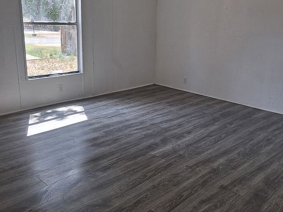 4th image of 1445 Surfside