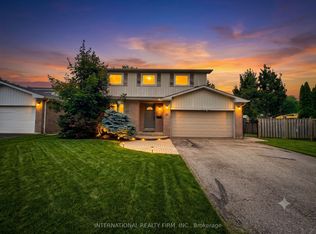 21 Mayvern Cres, Richmond Hill, ON L4C 5J5