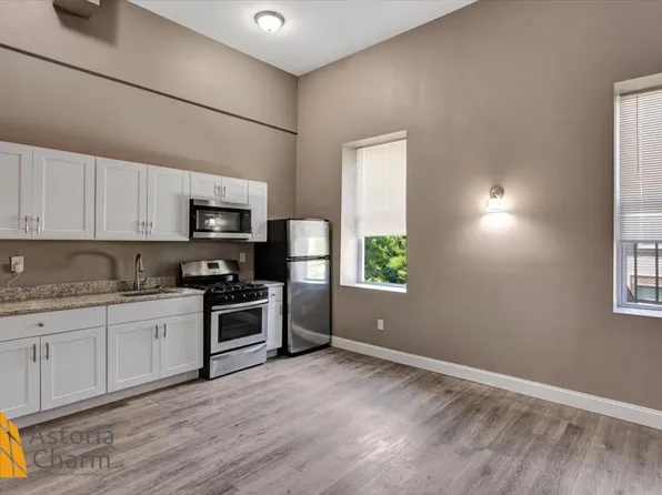 3301 Elgin Ave #302, Baltimore, MD 21216