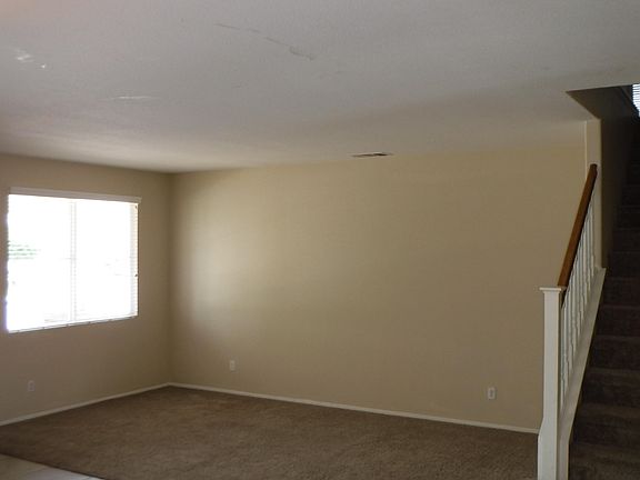 5th image of 37361 Rockie Ln
