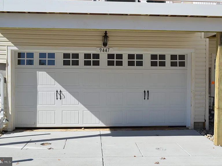 9447 Paragon Ct — Photo 14