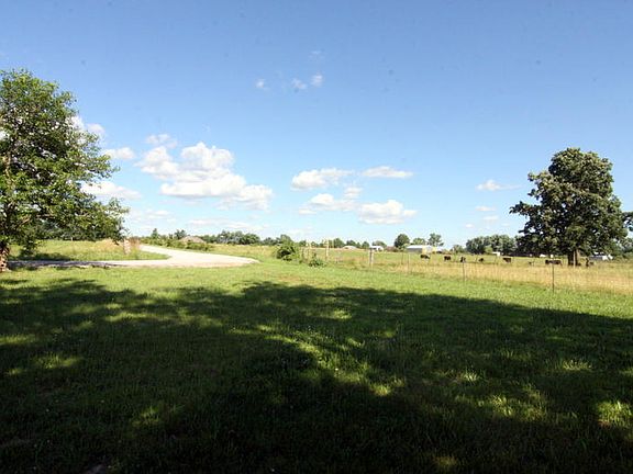 3rd image of 11345 N Farm Road 99