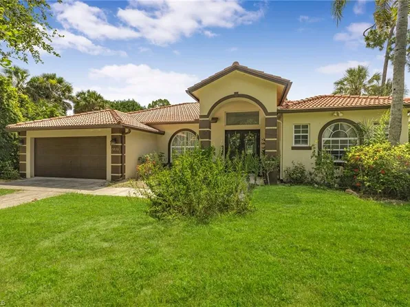 1030 21st ST SW, NAPLES, FL 34117