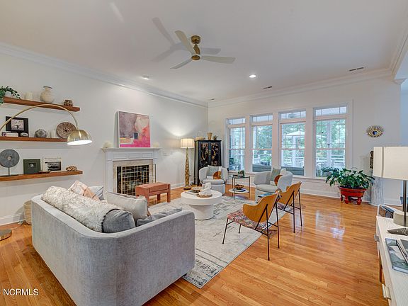 4th image of 5814 Gardenia Lane
