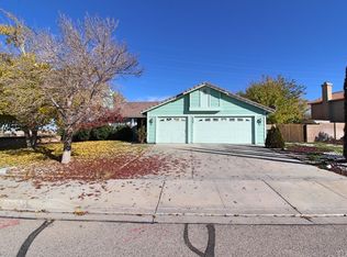 13287 Snowview Rd, Victorville, CA 92392