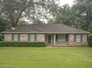 5217 Santos Dr E, Mobile, AL 36619