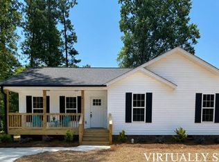 8 Wray St, York, SC 29745