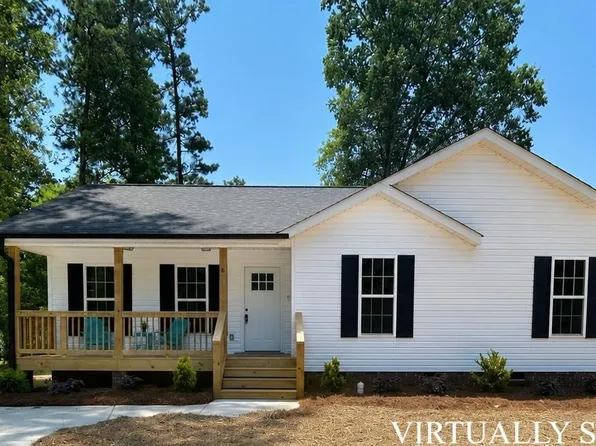 8 Wray St, York, SC 29745