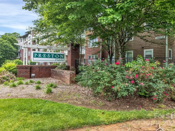 1000 E Woodlawn Rd APT 322, Charlotte, NC 28209