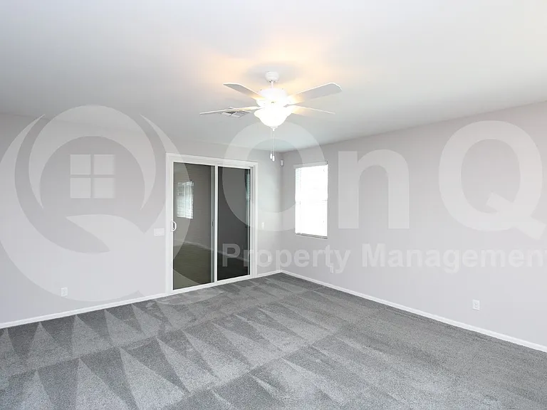 24750 W Huntington Dr — Photo 6
