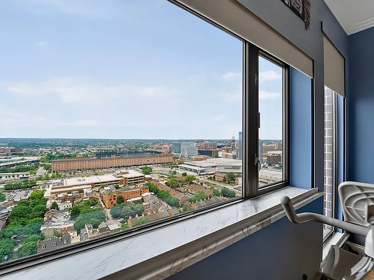 10 E Lee St #2305 — Photo 32