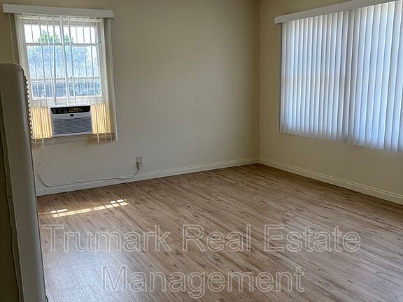 2nd image of 1480 E Chevy Chase Dr APT 3