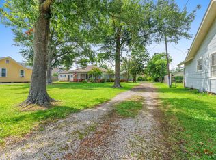 922 6th St #B, Lake Charles, LA 70601