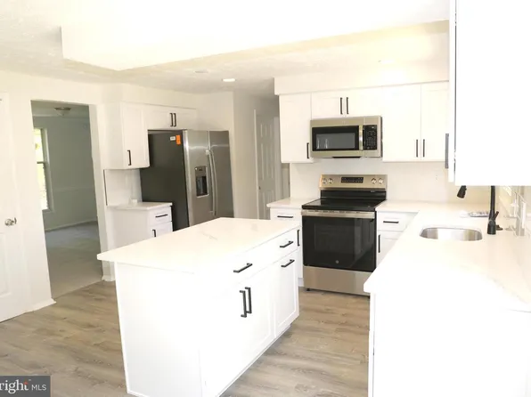 8106 Triple Crown Rd, Bowie, MD 20715