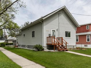 1545 8th Ave S, Fargo, ND 58103
