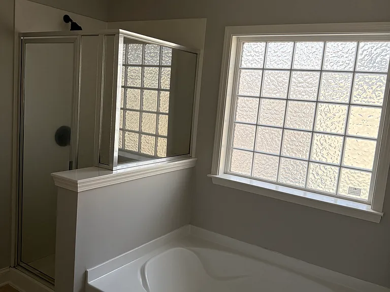 101 Silverspring Pl — Photo 27