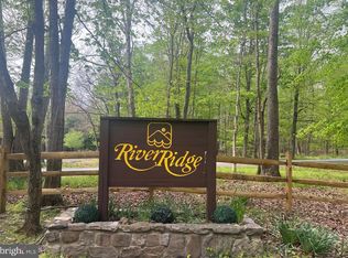 Butterfly Ln, Great Cacapon, WV 25422